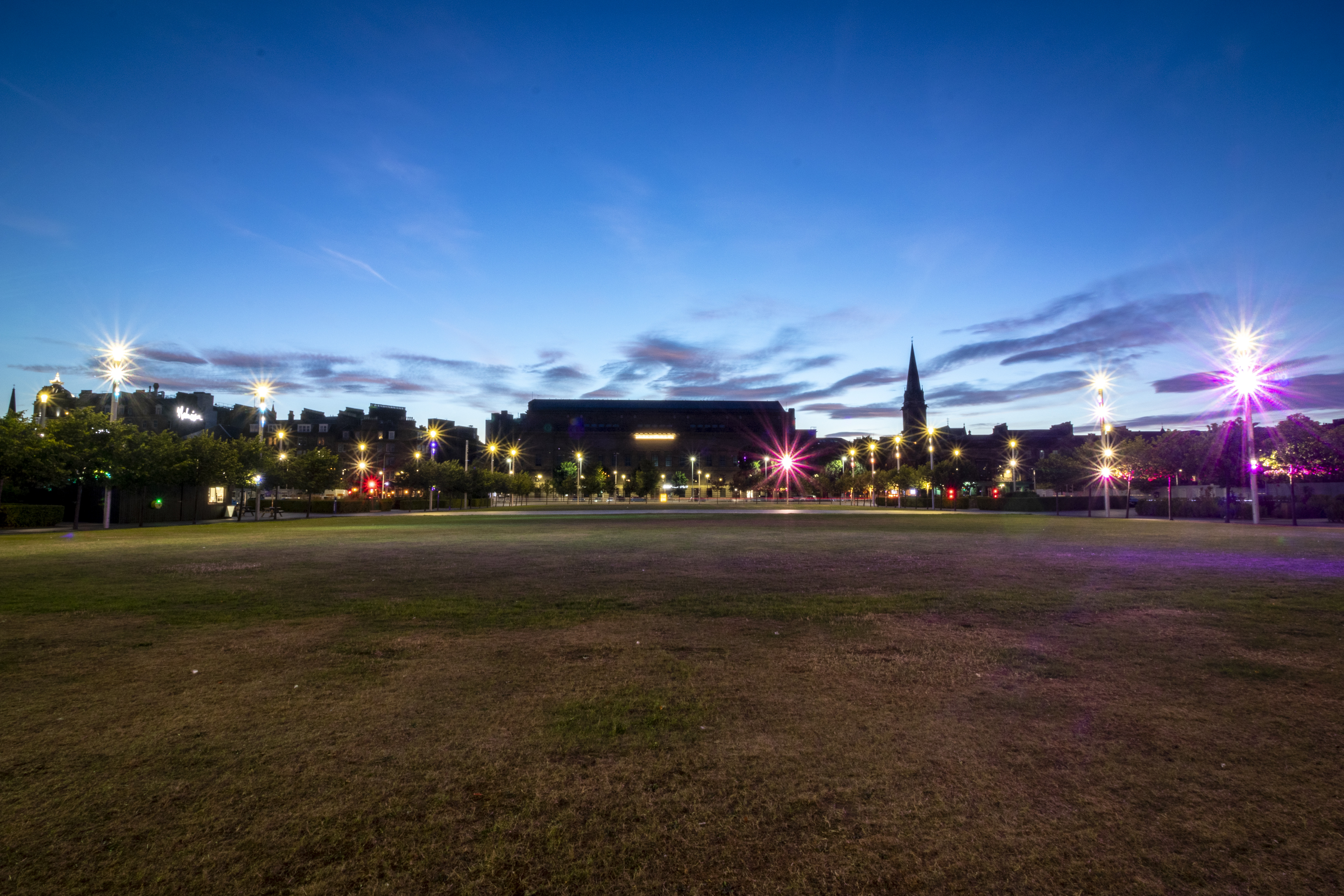 Slessor Gardens Night