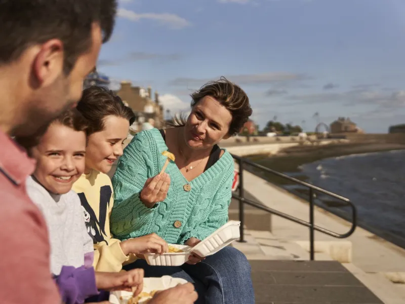 Family on bench Broughty Ferry